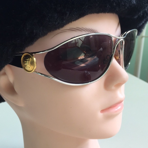 Laura Biagiotti Sunglasses - Picture 2 of 8